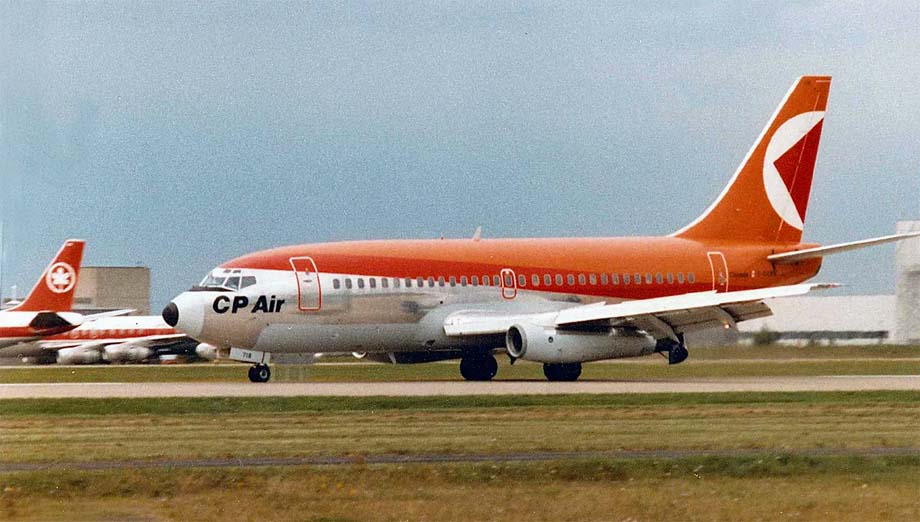 CP Air 737-217 C-GCPX.