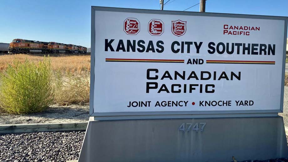 A CPKC sign.