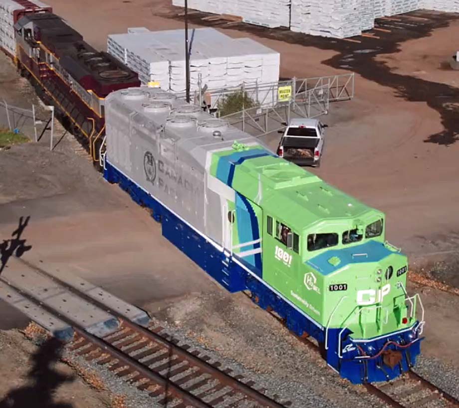 CP's Hydrogen Locomotive in revenue service.