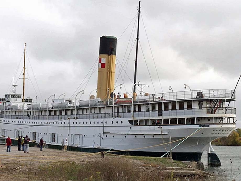 The SS Keewatin at the Port McNicoll dock.