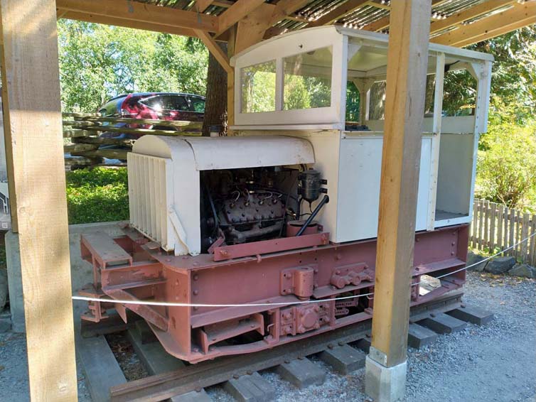 Plymouth 1 1/2 ton 36 inch gauge locomotive.